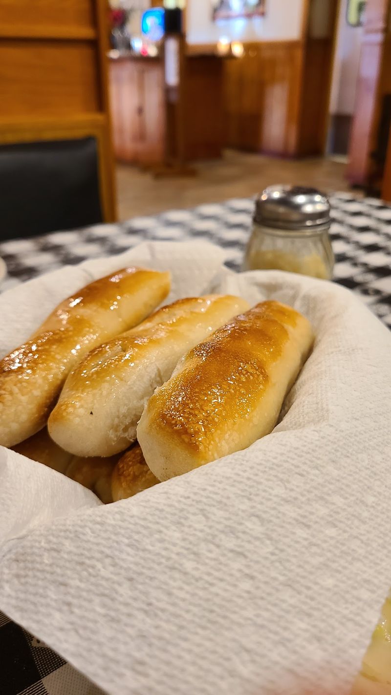 Breadsticks Make the First Impression