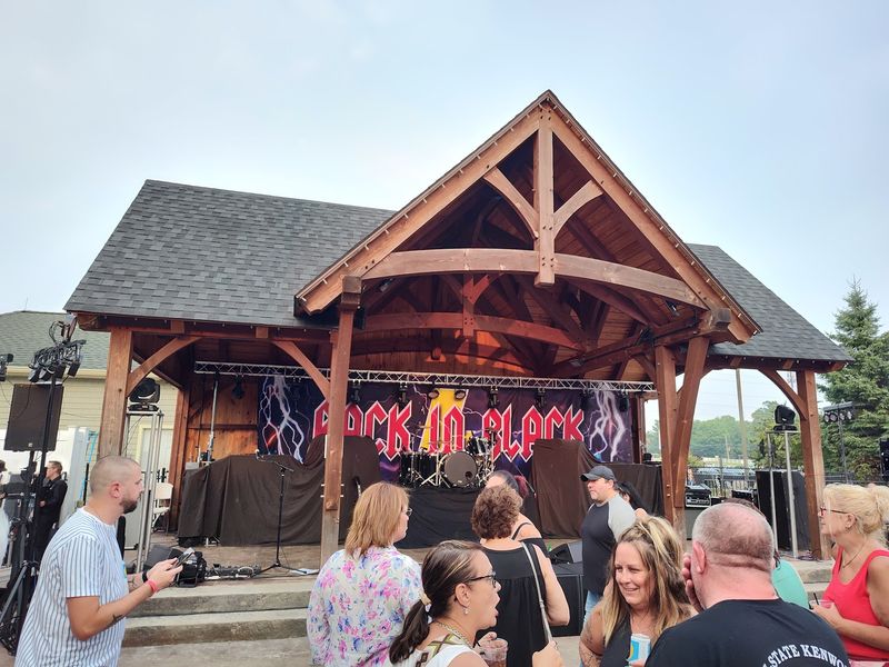 Keep The Fun Going With Food And Entertainment