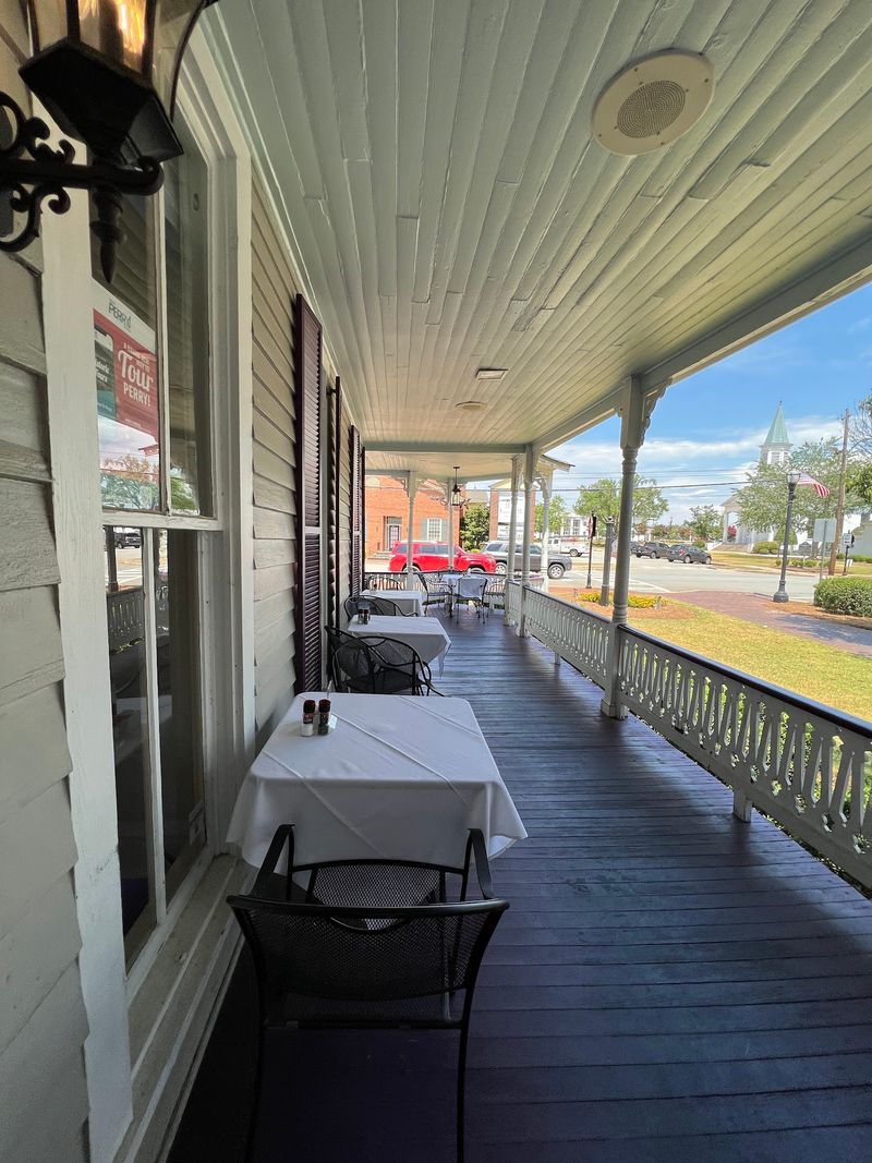 A Porch Seat for an Unhurried Meal