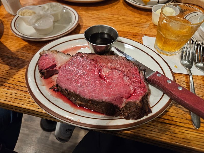 The Big Steer - Restaurant and Lounge