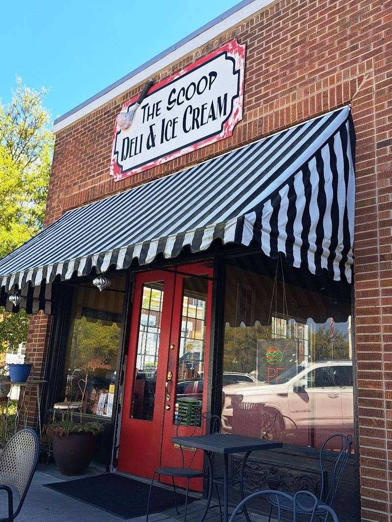 The Scoop Deli & Ice Cream