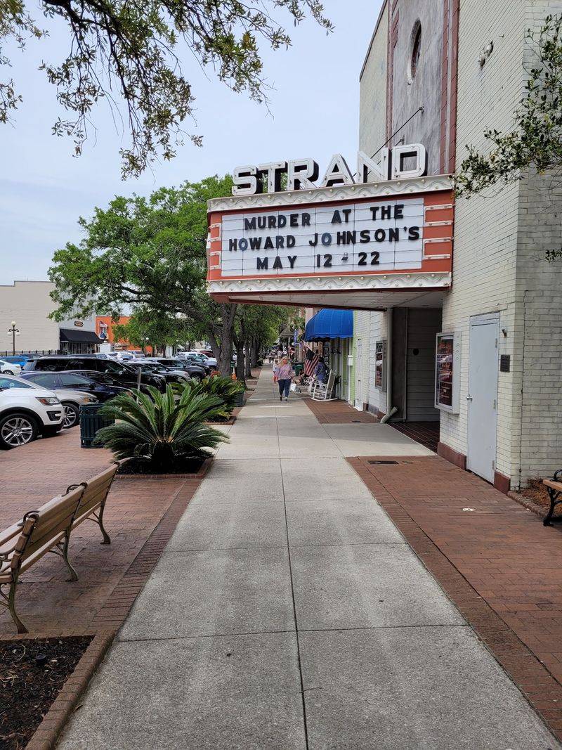 Holiday Tunes Fill A Historic Auditorium
