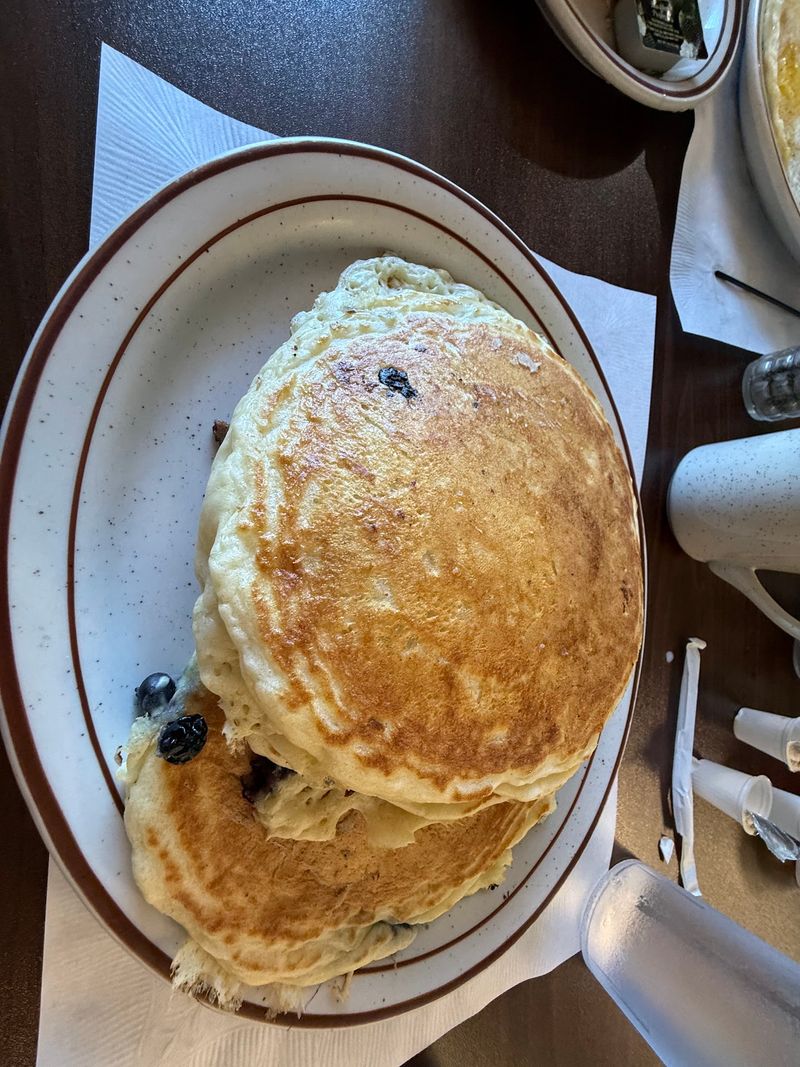 Blueberry Pancakes And Omelets Worth Bragging About