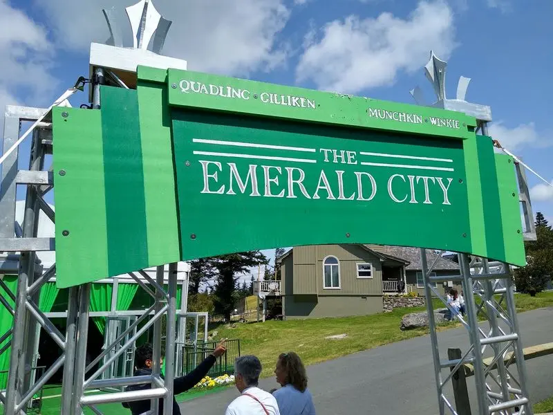 Make Your Way to the Emerald City