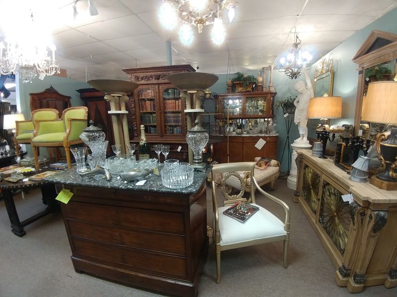 Your Furniture Might Have A Hollywood Resume