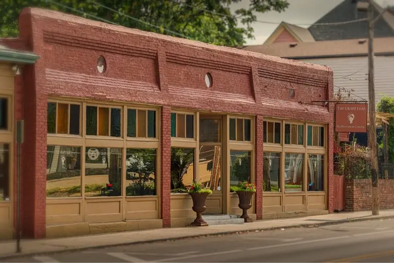 Know Before You Go: Hours, Parking And Reservations