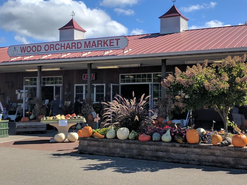 Wood Orchard Market