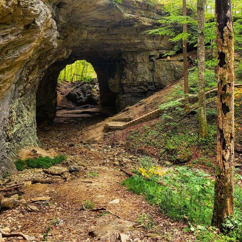 Why This Kentucky Postcard Deserves Your Fall Weekend