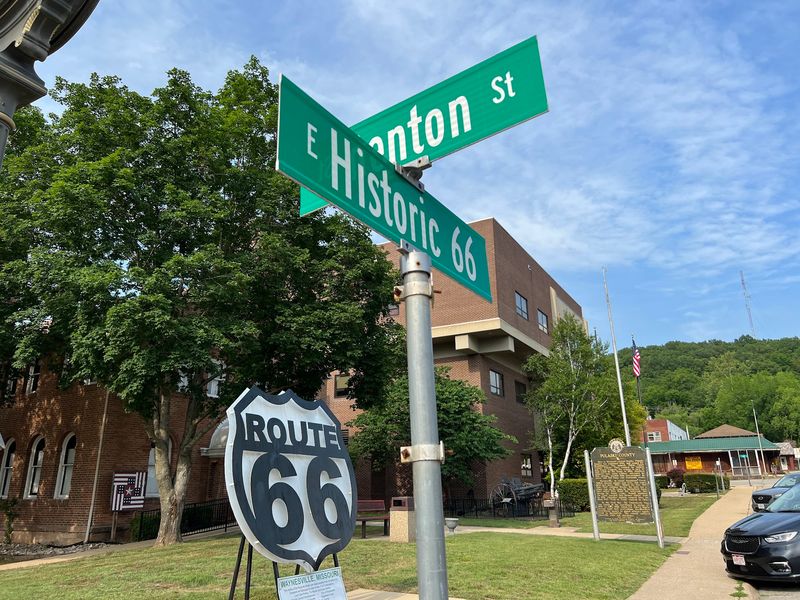 Why This Exit Deserves A Spot On Your Next Missouri Drive
