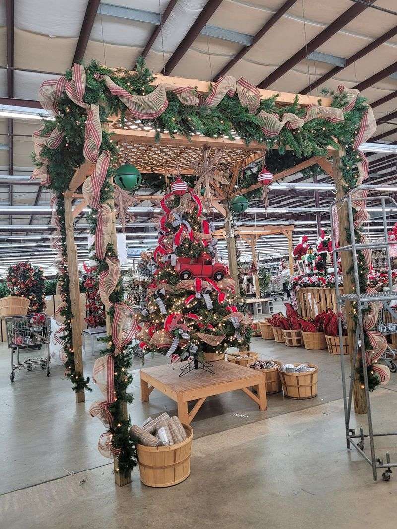 Carolina Pottery Is Where Home Decor Lists Get Out Of Control