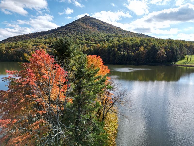 Take the Blue Ridge Parkway to the Peaks of Otter