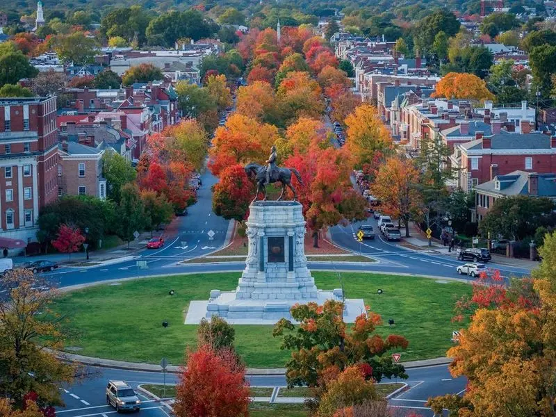 Wander the Historic Streets of Richmond