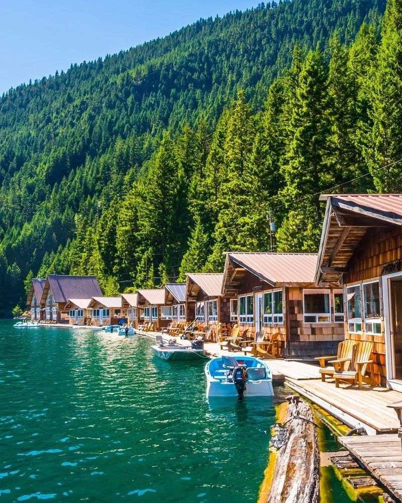 A Mountain Lake Where The Bedrooms Float