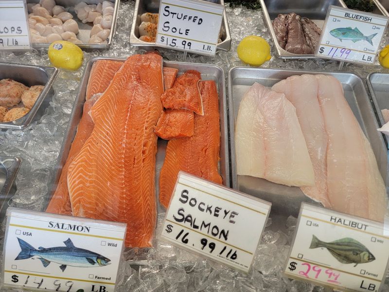 Take The Ocean Home From The Fish Market Side