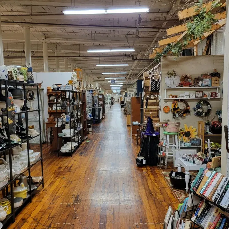 Step Into An 88,000-Square-Foot Treasure Hunt