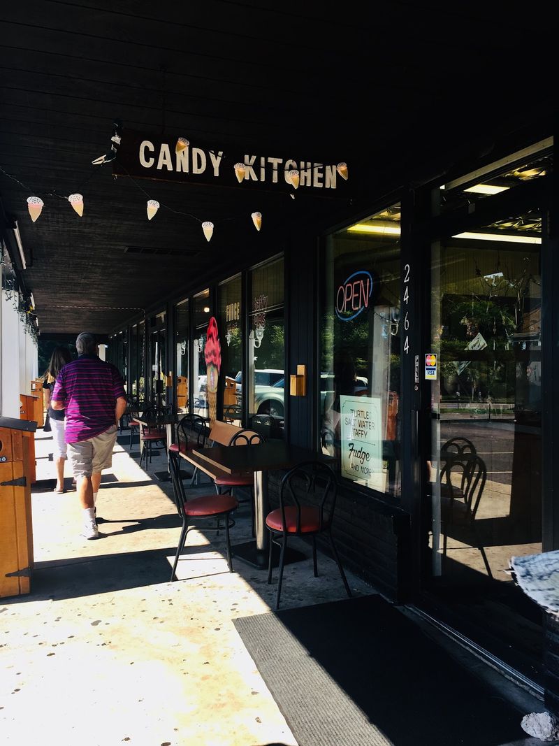 A Small Shop With a Big Childhood Feeling