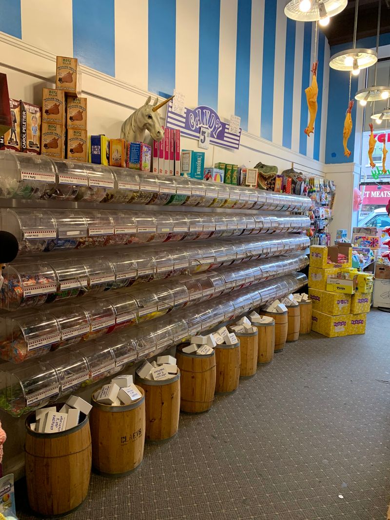 A Tiny Box And A Big Strategy Make This Candy Buffet Wildly Fun