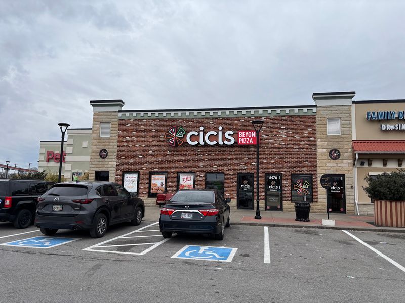 Cicis Pizza - Fairfield
