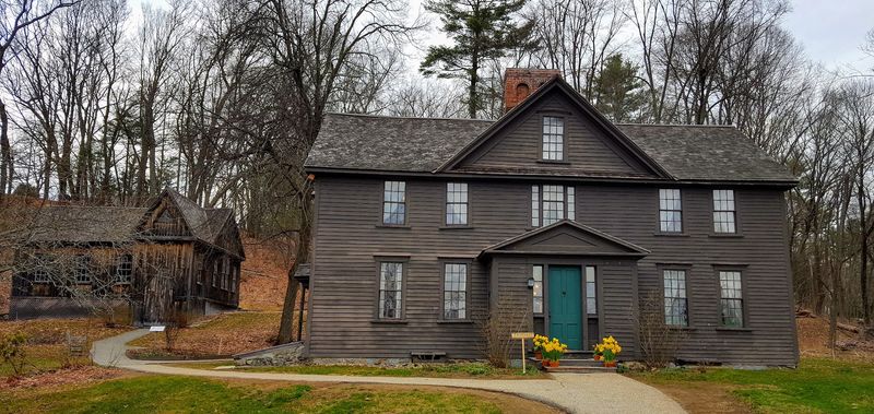 Concord: Follow The Footsteps Of American History