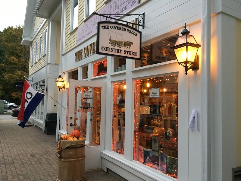 Explore Kent's Village Center