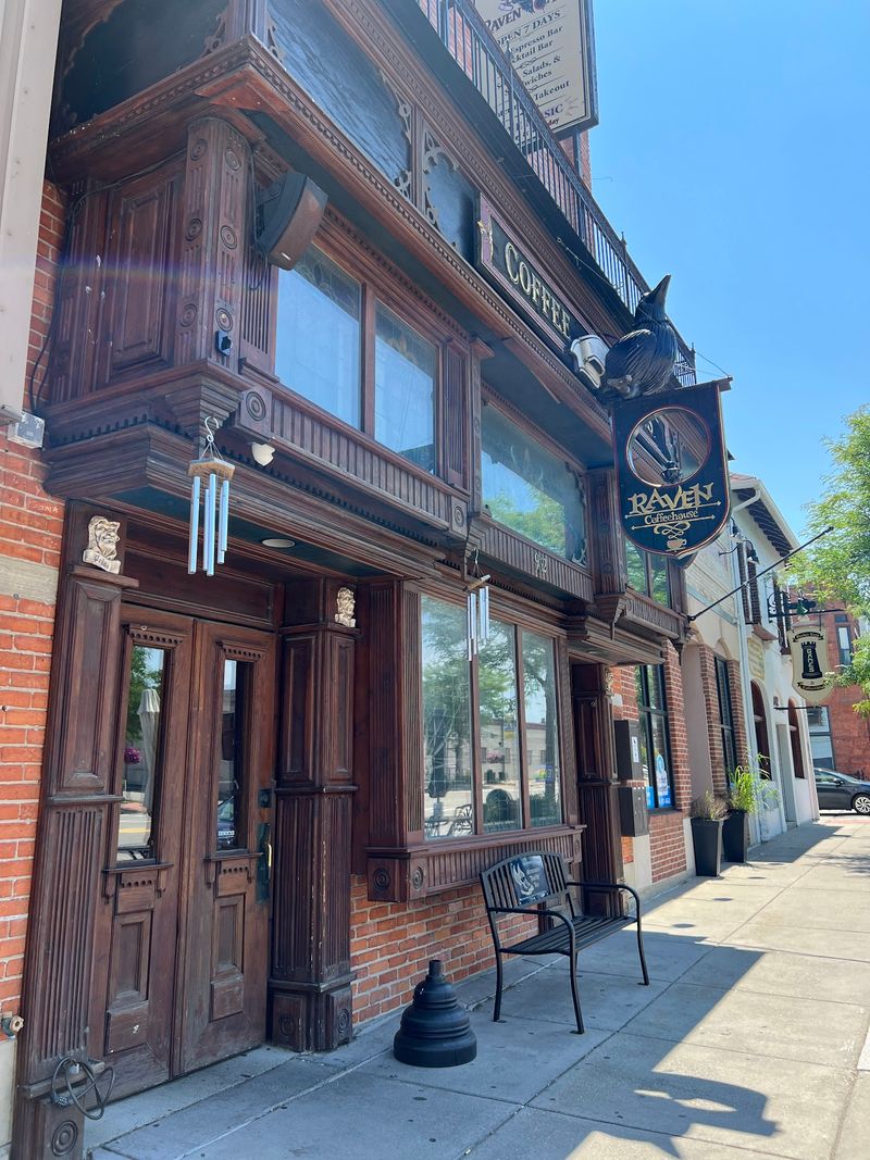 Plan Your Downtown Port Huron Stop Around This Address