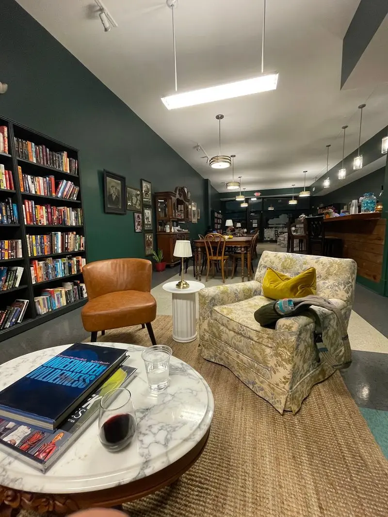 The BiblioPub, Roanoke