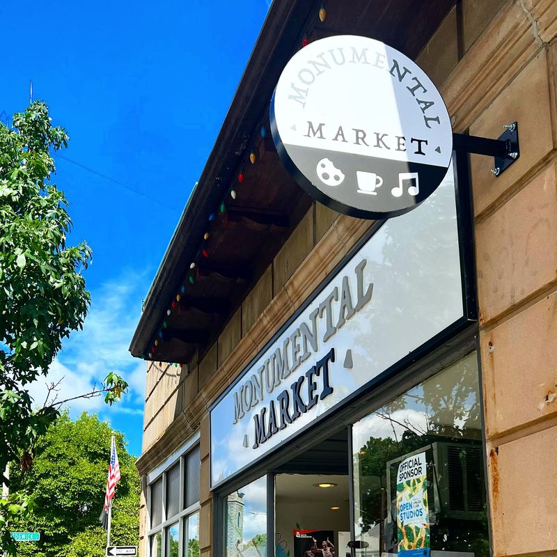 Monumental Market, Jamaica Plain: A Neighborhood Pumpkin Stop