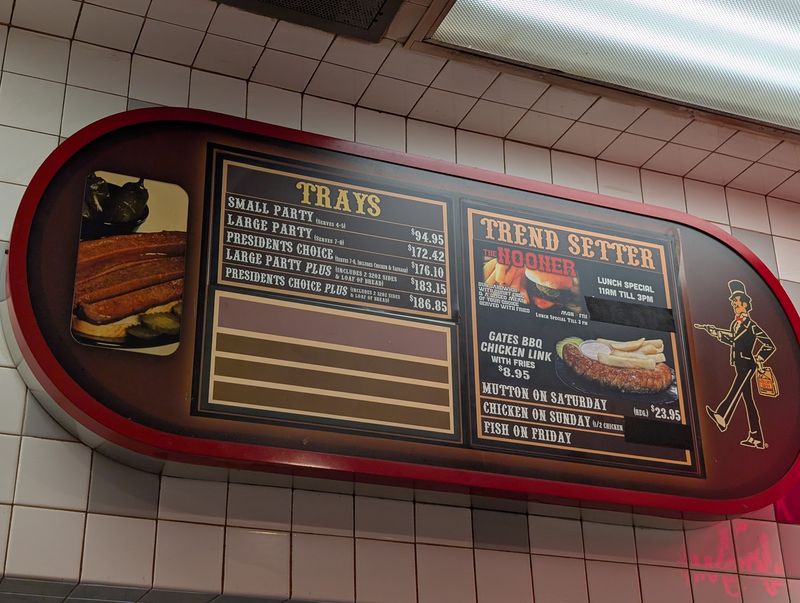 Smart Diners Pick Their Meal Before Joining The Line