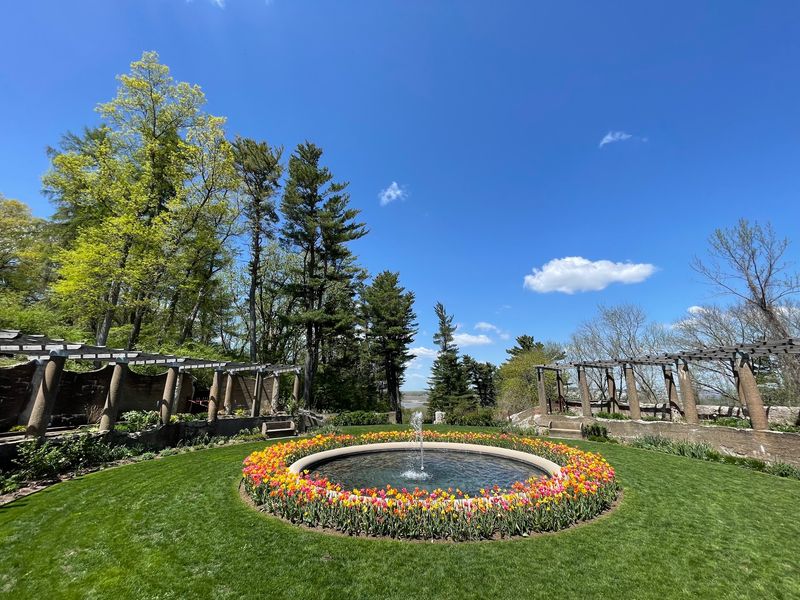 Garden Lovers Get Roses, Fountains, And Old-World Charm