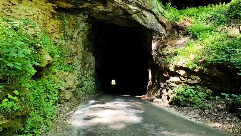 A One-Lane Doorway Into The Red River Gorge