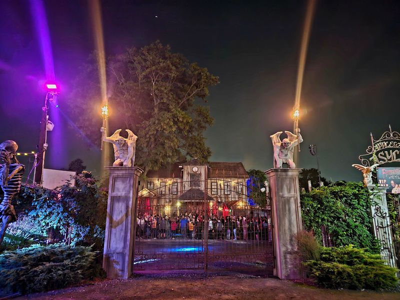 Field of Screams