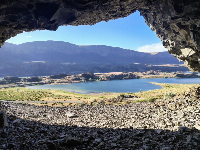 Wide Views Over Lake Lenore And The Coulee