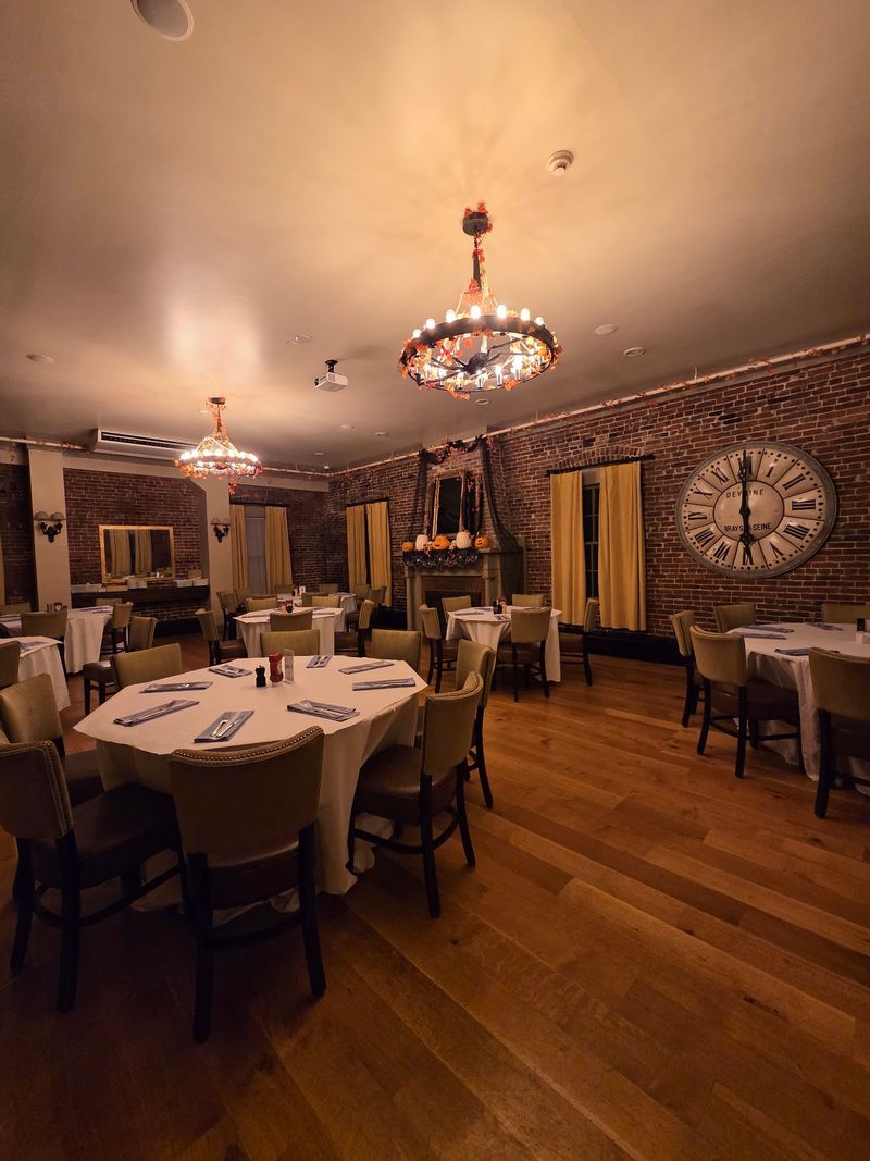 Turner's Seafood At Lyceum Hall