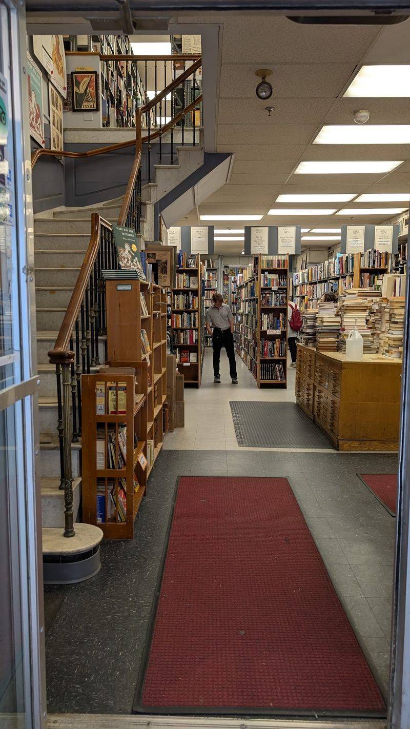 Brattle Book Shop: Outdoor Treasure Hunting in Boston