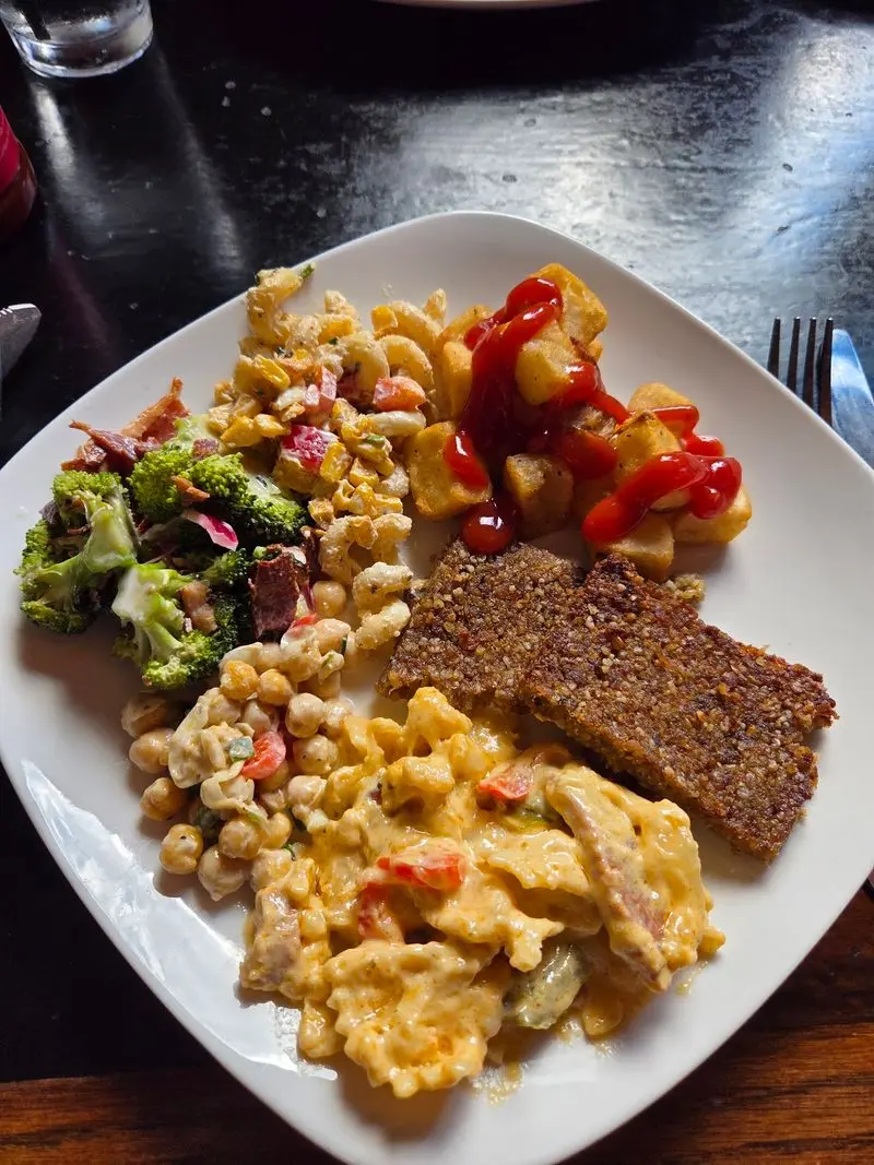 Breakfast Lovers Get Omelets Made Just Their Way
