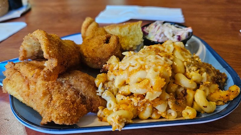 A Golden, Crispy Fish Fry Worth Seeking Out