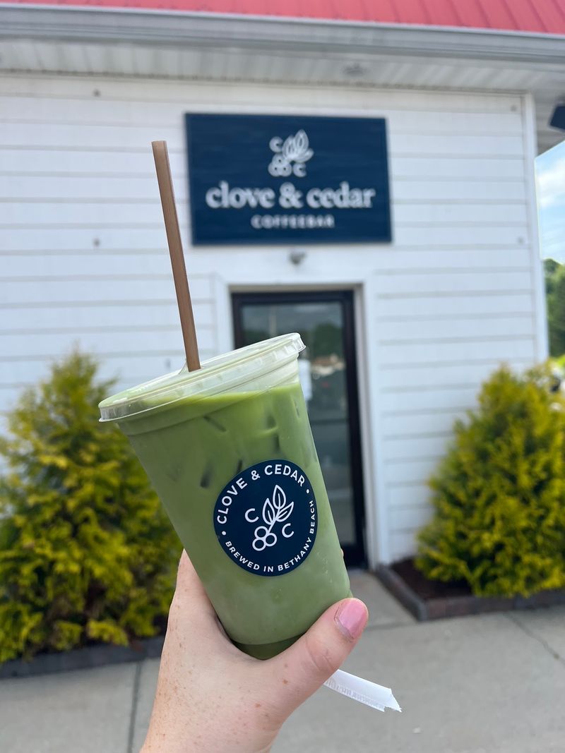Clove & Cedar Coffeebar