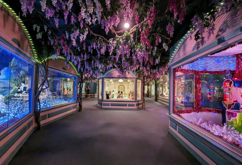 Storefront Scenes Add a Nostalgic Detour