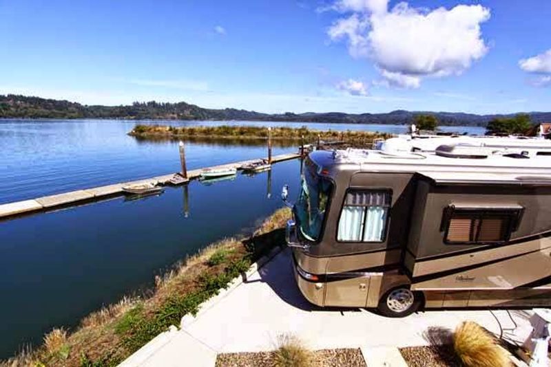 Roomy RV Spaces With Water Views That Do The Bragging