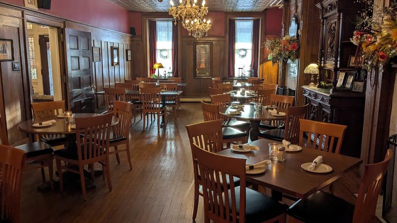 The Stone House Restaurant and Country Inn