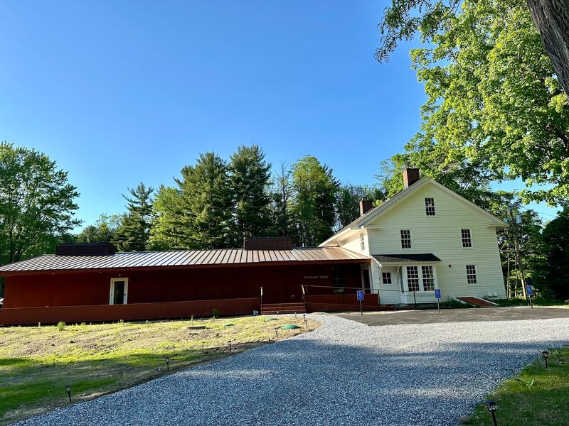 Heirloom Lodge