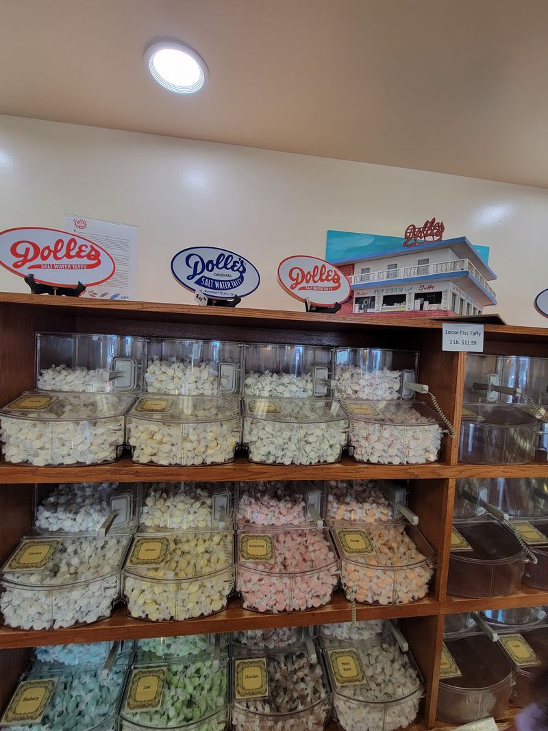 A Storm Couldn't Stop This 3,500-Pound Taffy Puller