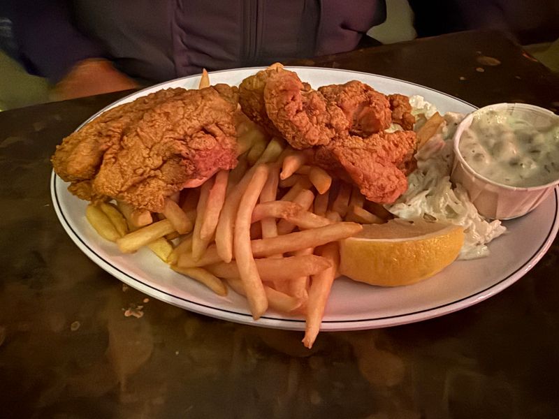 Gluten-Free Diners Finally Get the Fried Clams