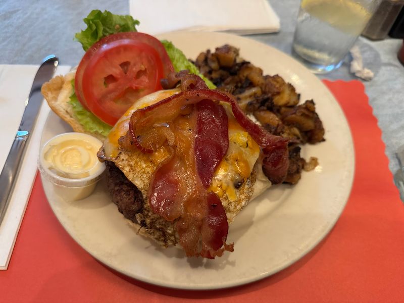 Five Cuts Of Beef Walk Into A Burger