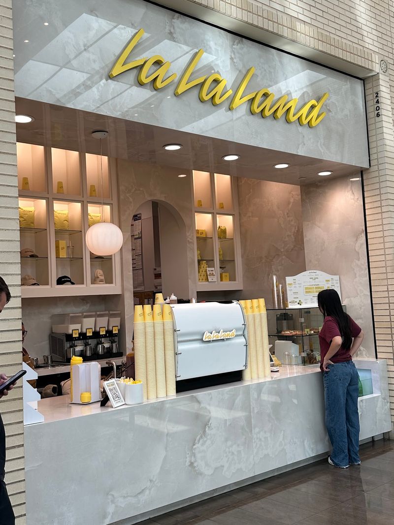 Pumpkin Takes a Matcha Turn: La La Land Kind Cafe