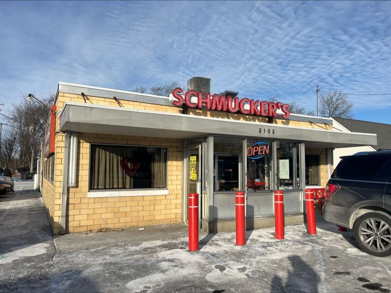 Schmucker's Restaurant