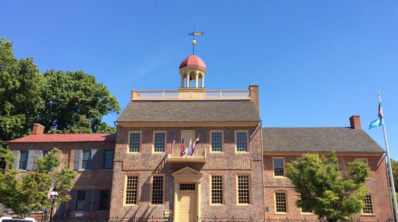 A Cupola That Draws a Perfect Circle Across the Map