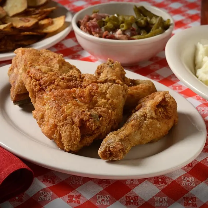 Pan-Fried Chicken Worth Every Mile Of The Drive