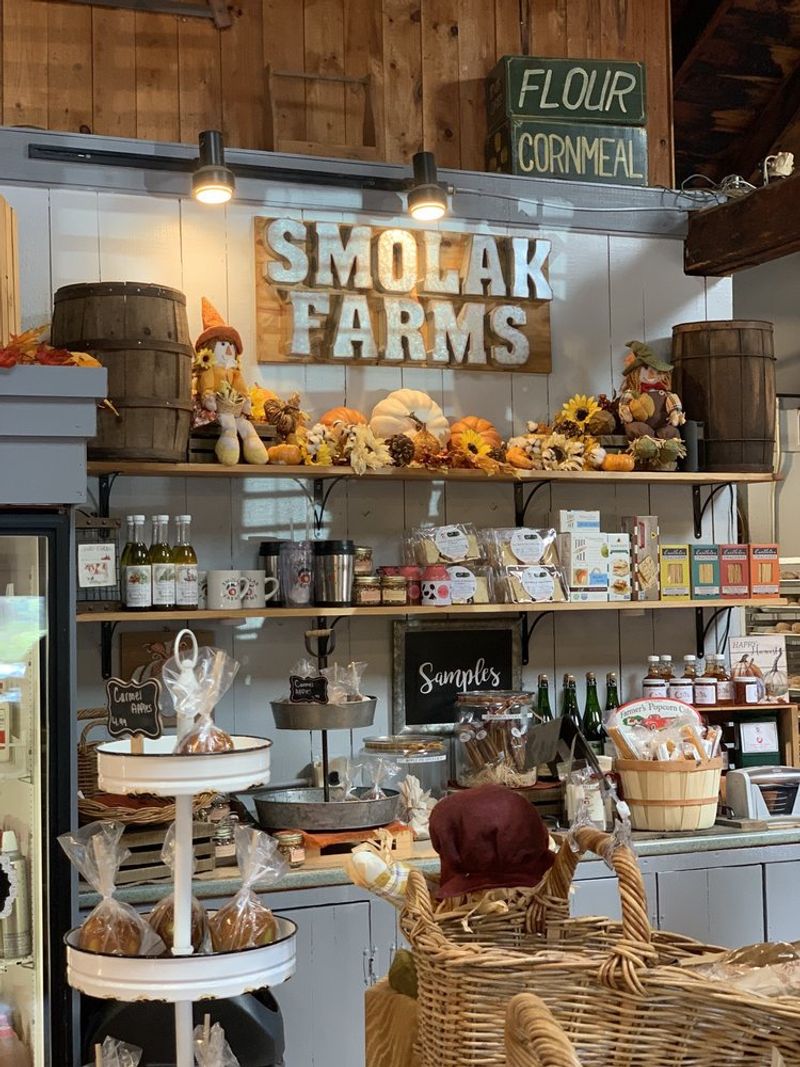 Smolak Farms, North Andover: An Apple Lover's Bakery Case
