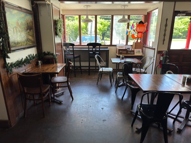 A Cozy Roadside Cafe That Feeds Every Kind Of Eater